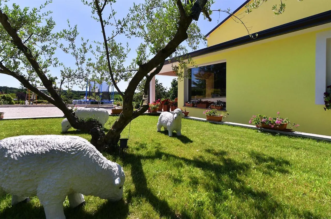 House Roza 2065 Villa Zminj Holiday home